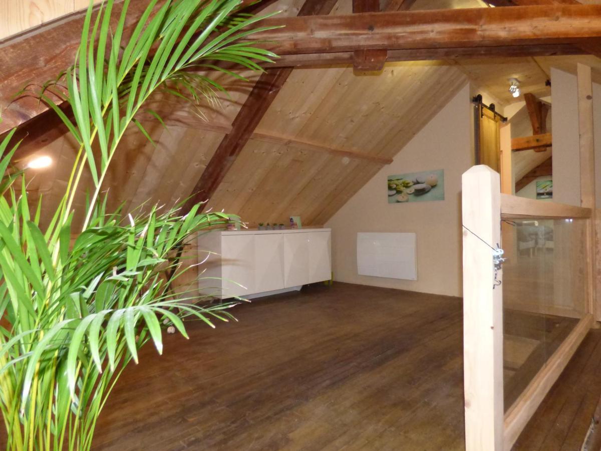Chambres D'Hotes Chez Valerie Арет Екстериор снимка